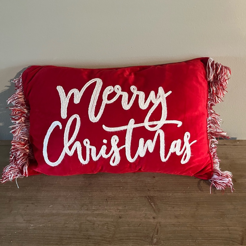 Red Merry Christmas Decorative Pillow‎